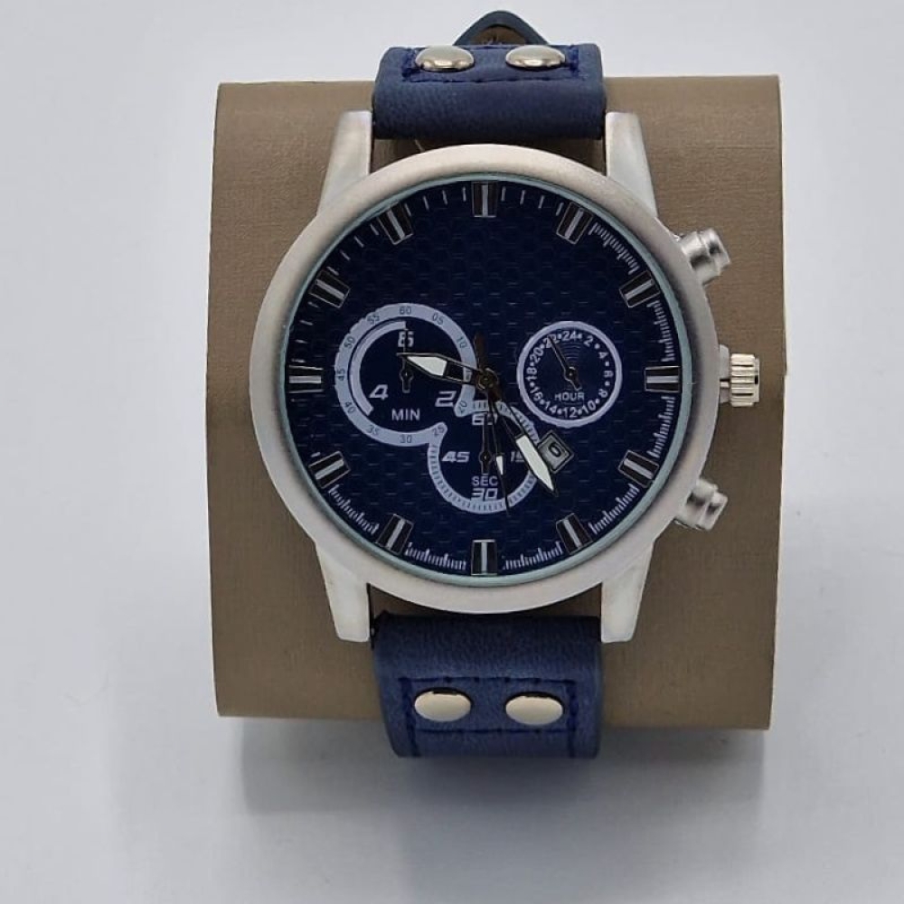  Ceasuri pentru Bărbați cu Data cu Curea din piele - 4 Modele Diferite, Engros