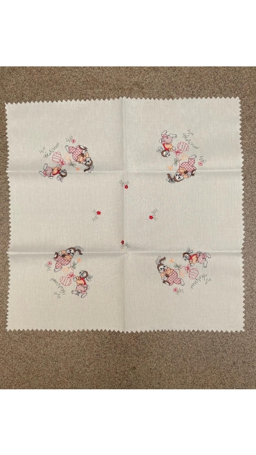 napron brodat 85x85 cm 4/set
