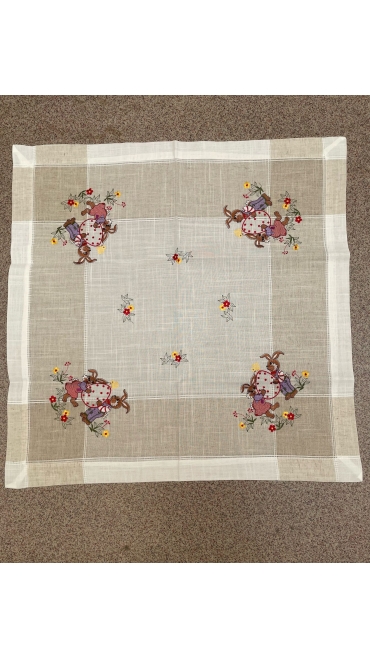 napron in brodat 85x85 cm 4/set