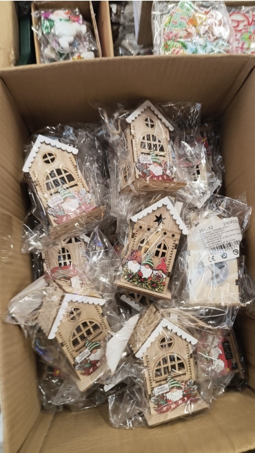 casuta decorativa lemn 12/set